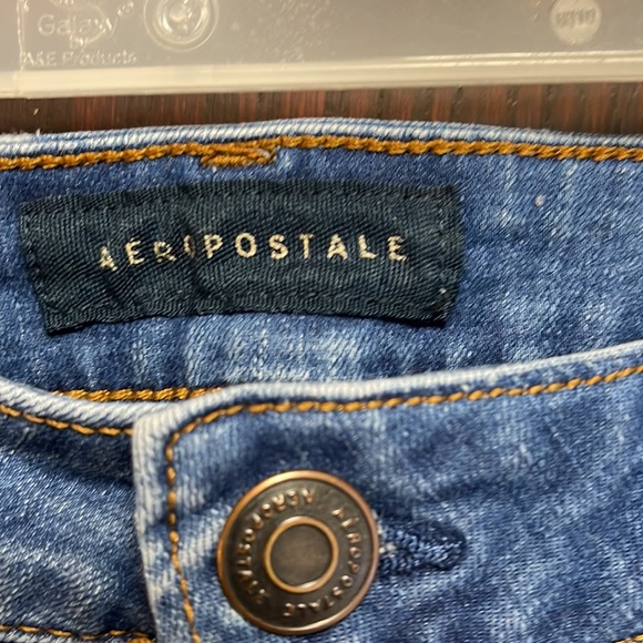 Aeropostale jeans shorts - Picture 3 of 4